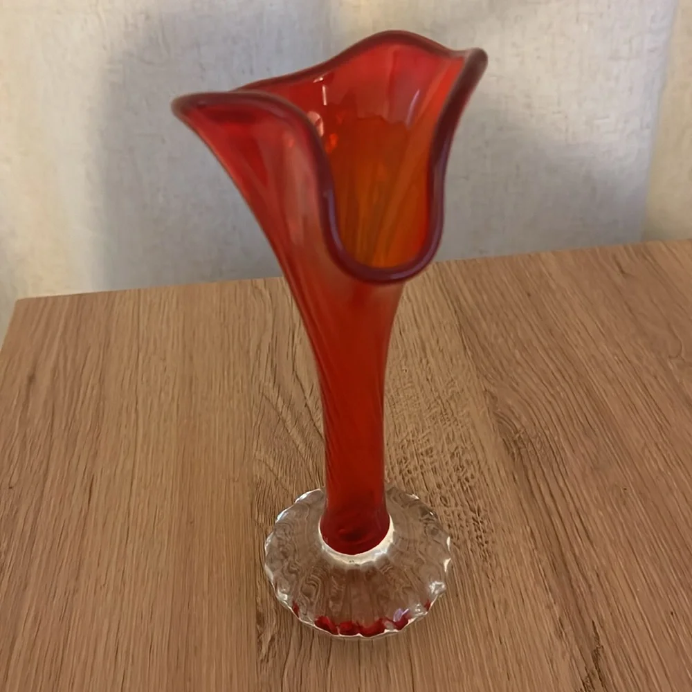 VTG Red Twisted Vase